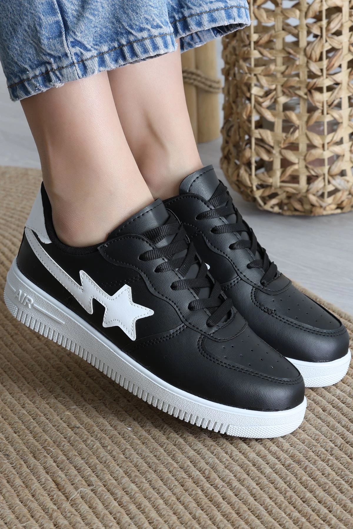 Günlük Ayakkabı Siyahbeyaz - 12149.264.