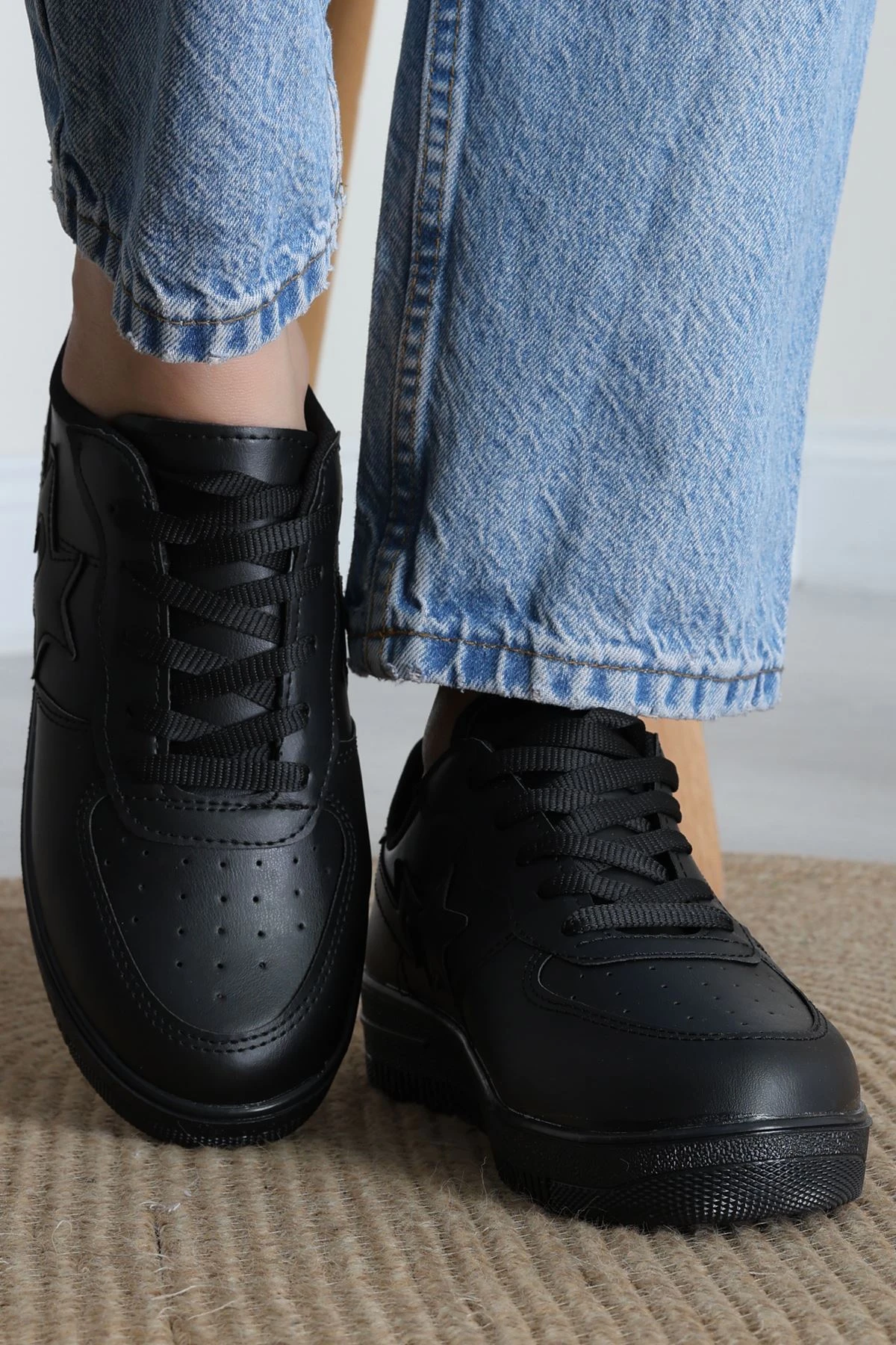 Günlük Ayakkabı Siyah - 12149.264.