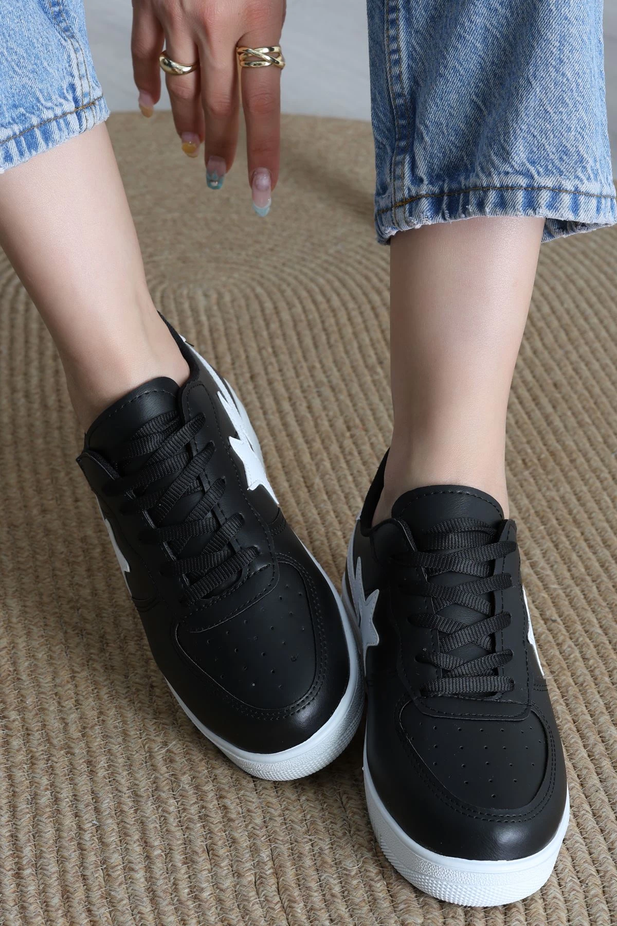 Günlük Ayakkabı Siyahbeyaz - 12149.264.