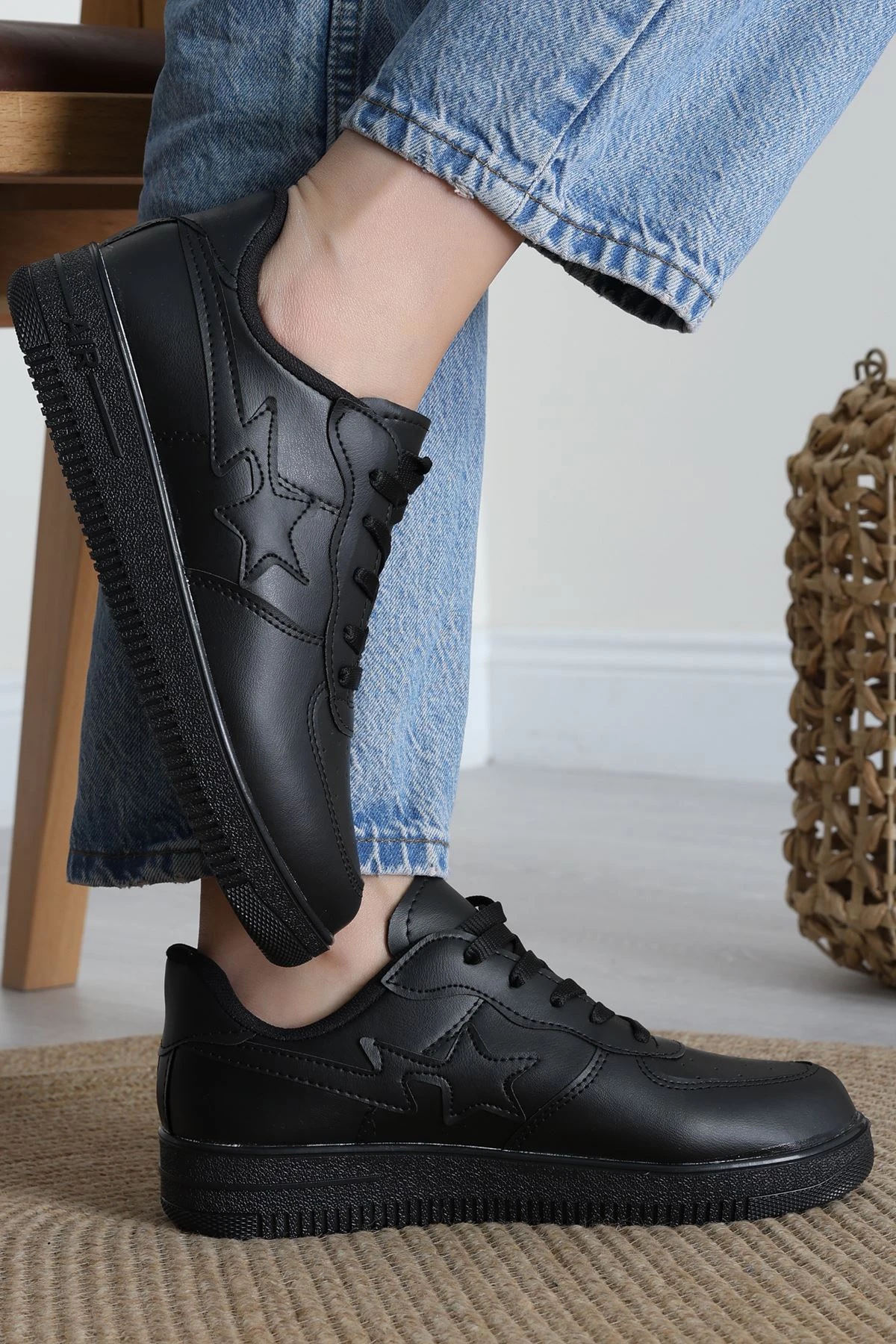 Günlük Ayakkabı Siyah - 12149.264.