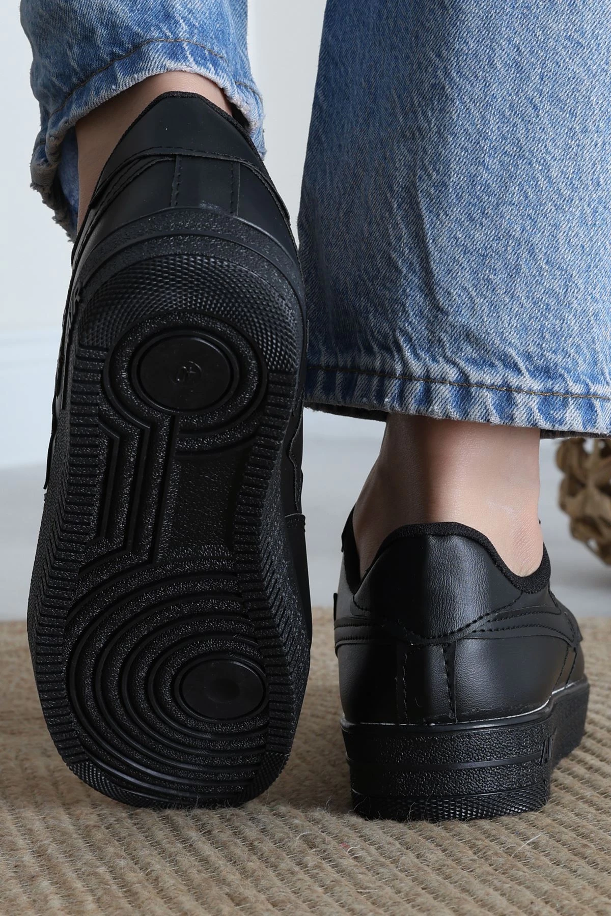 Günlük Ayakkabı Siyah - 12149.264.