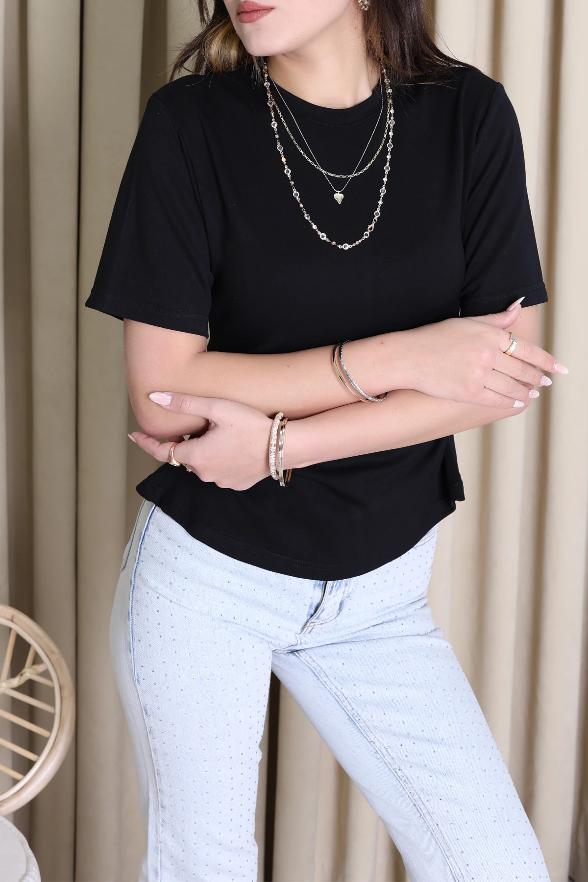 Arka Yırtmaçlı Tişört Siyah - 1395.2135.