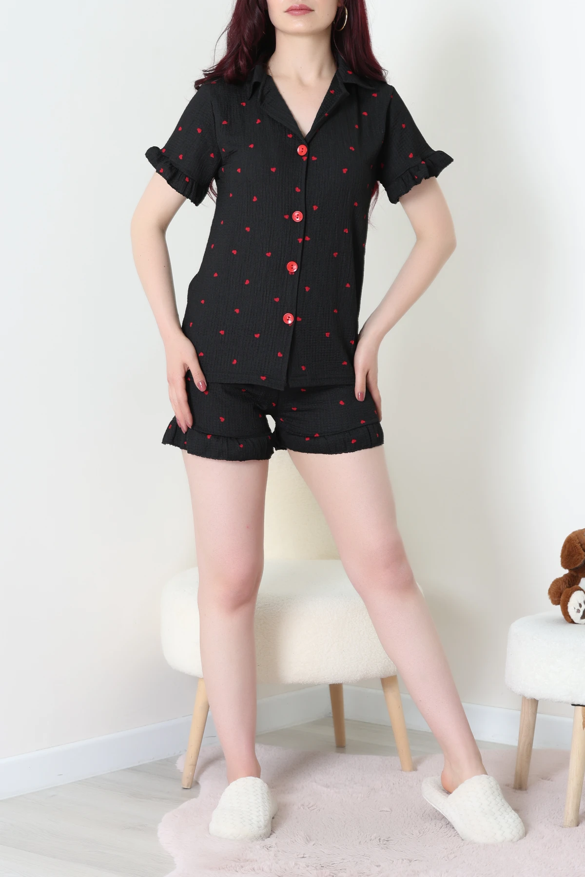 Bürümcük Fırfırlı Şortlu Pijama Takımı Siyahkırmızı - 149.1287.