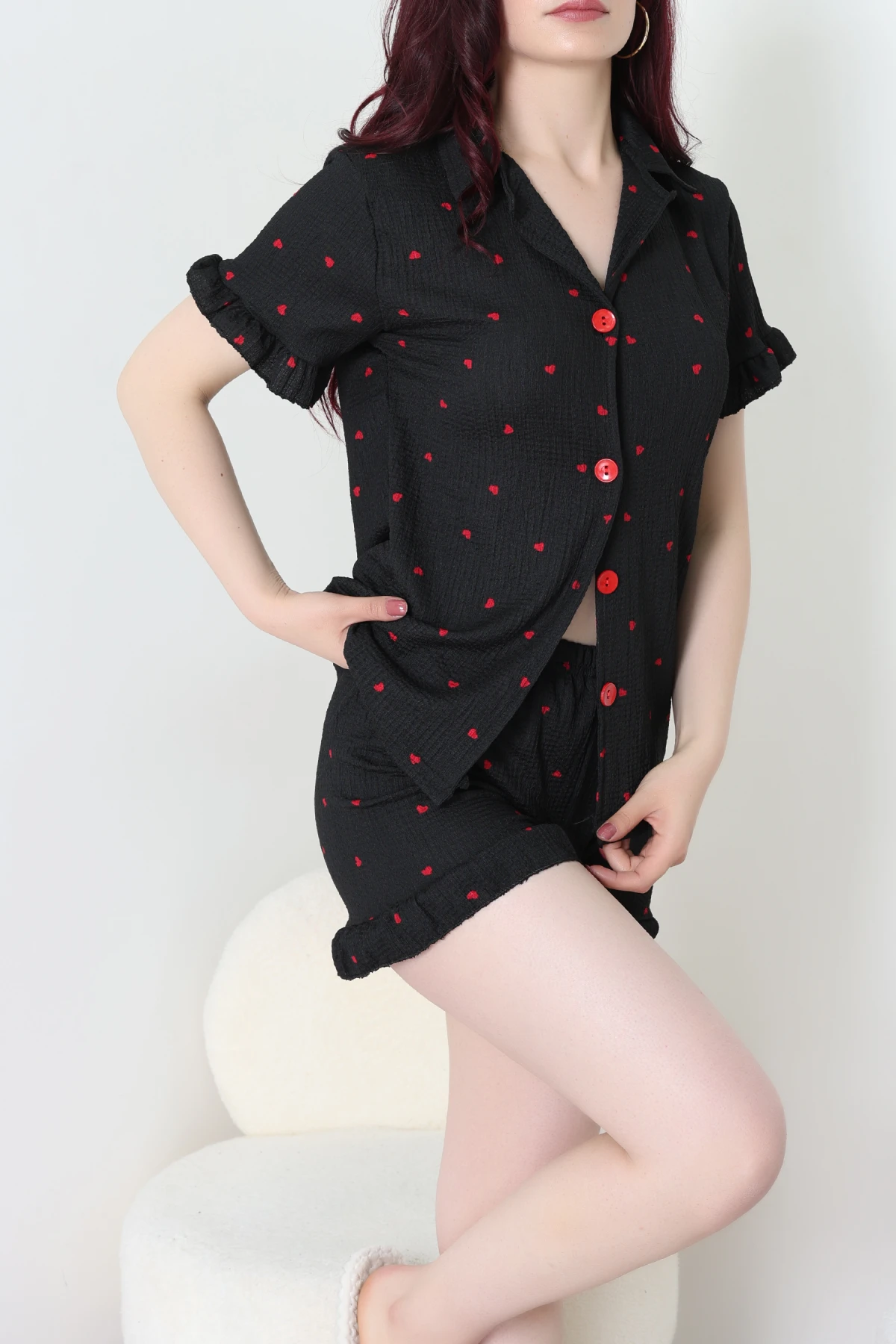 Bürümcük Fırfırlı Şortlu Pijama Takımı Siyahkırmızı - 149.1287.