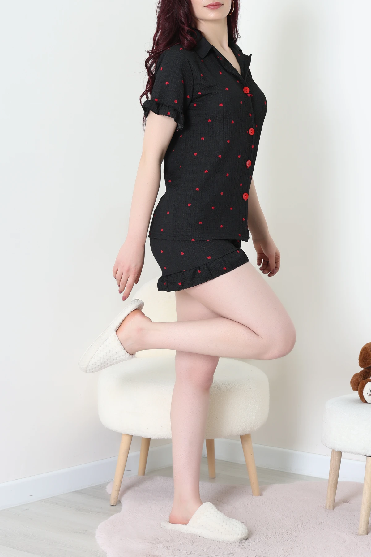 Bürümcük Fırfırlı Şortlu Pijama Takımı Siyahkırmızı - 149.1287.