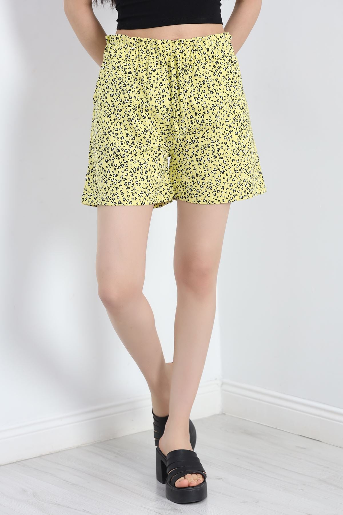Desenli Dokuma Şort Sarı - 19850.1837.