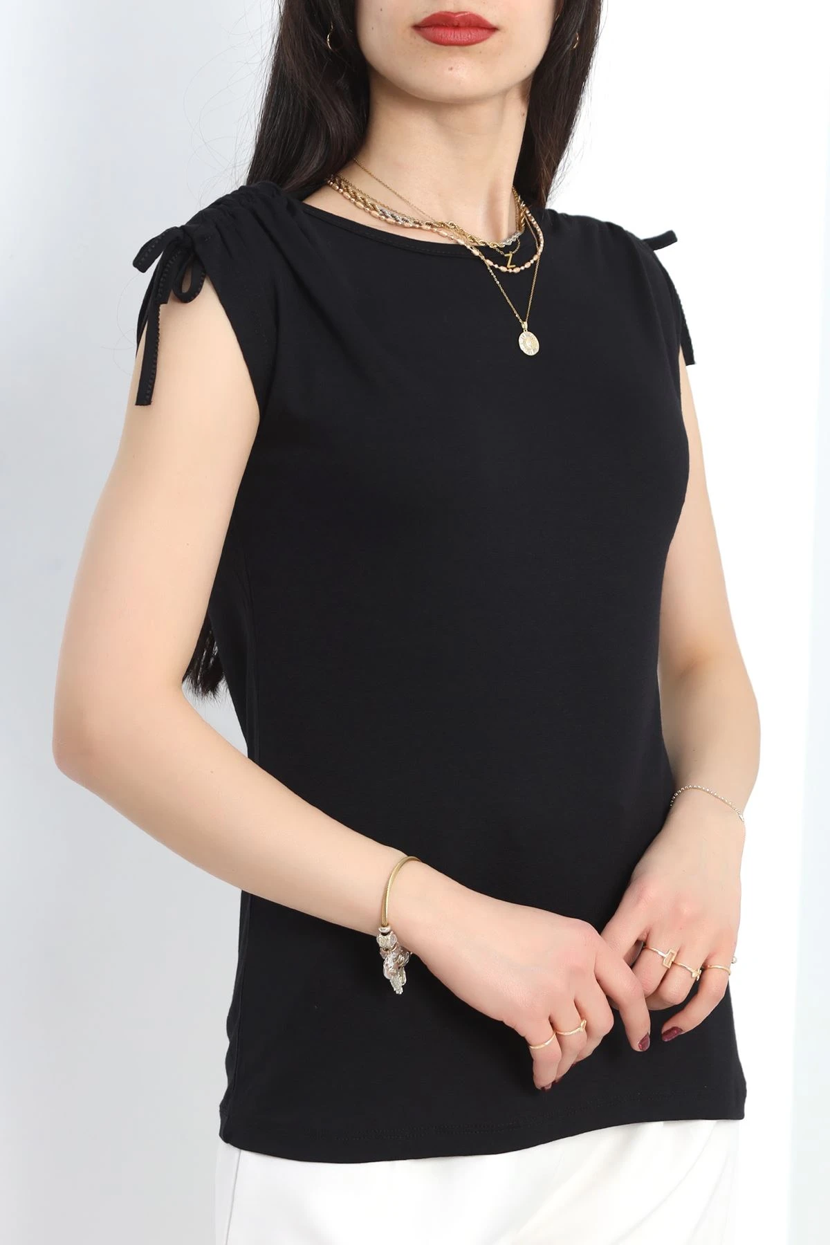 Bağcık Detaylı Bluz Siyah - 20921.599.