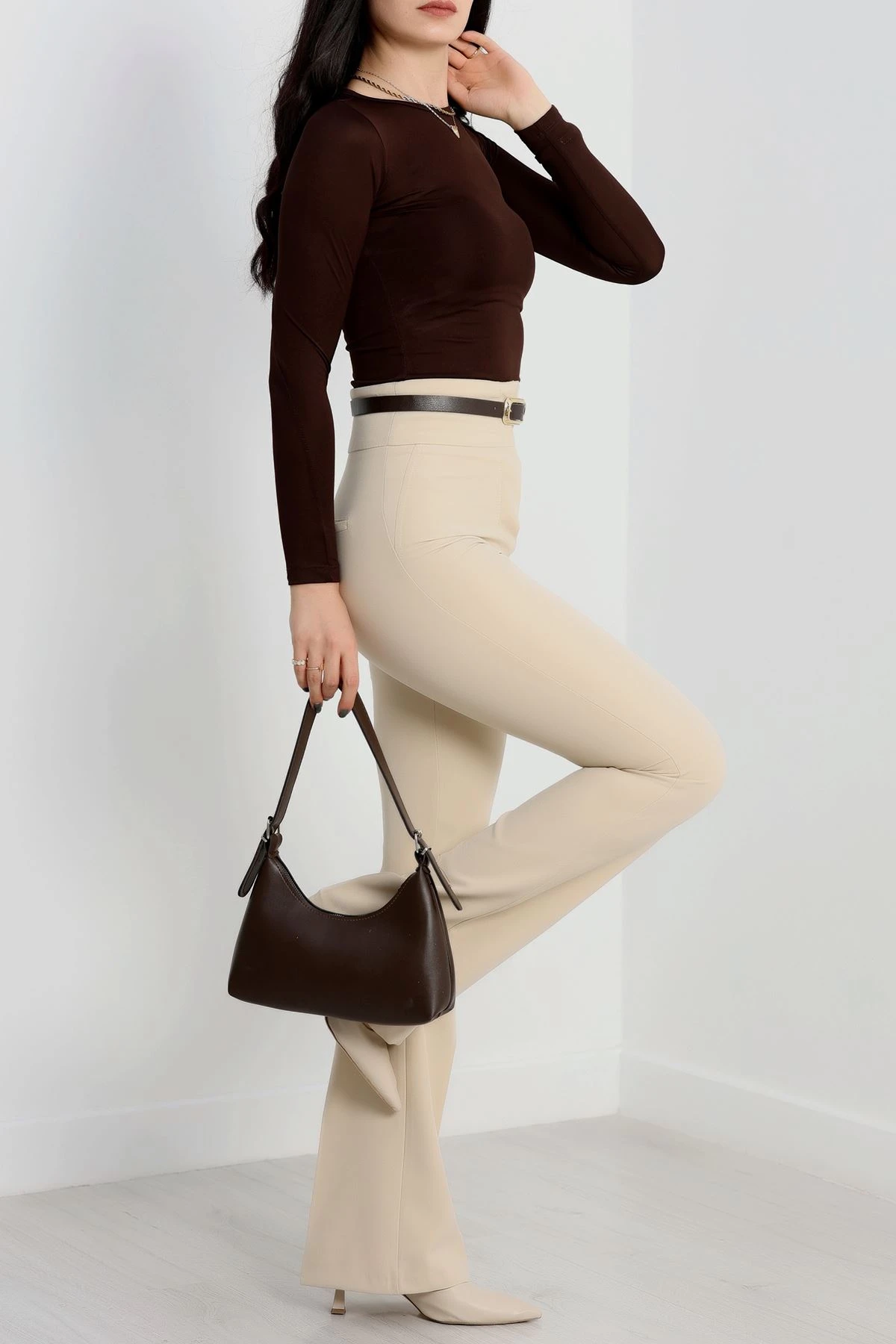 Bisiklet Yaka Mikro Çıtçıtlı Body Kahve - 21941.200.