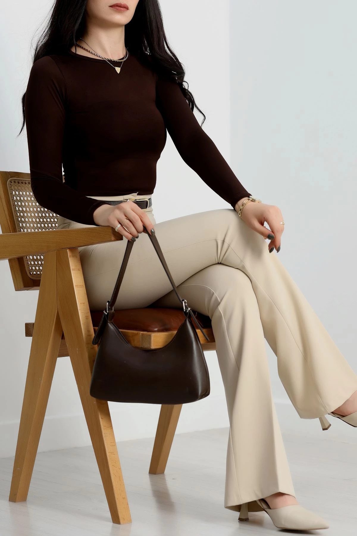 Bisiklet Yaka Mikro Çıtçıtlı Body Kahve - 21941.200.