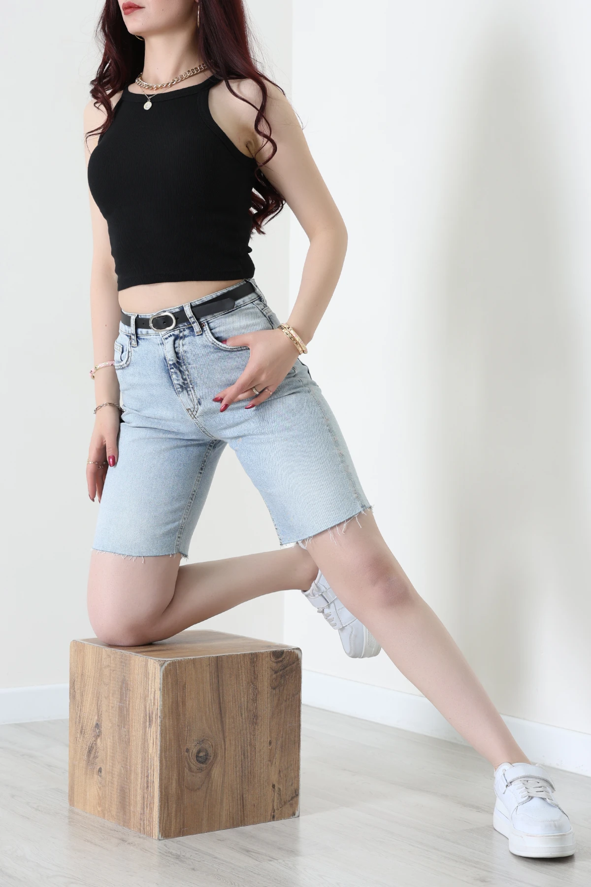 Kemerli Kot Şort Mavi - 2603781.1968.