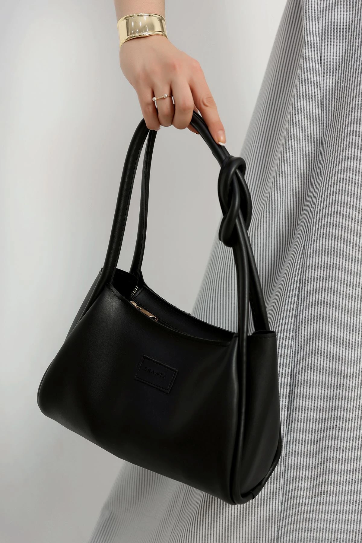 Kol Çantası Siyah - 31220.2063.