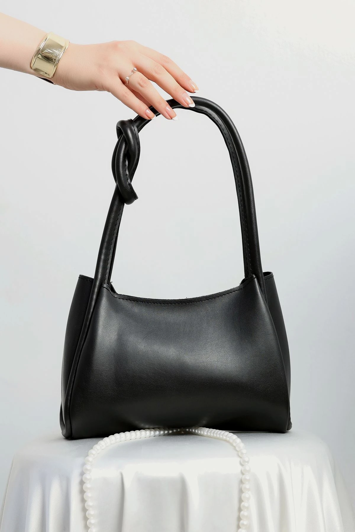 Kol Çantası Siyah - 31220.2063.