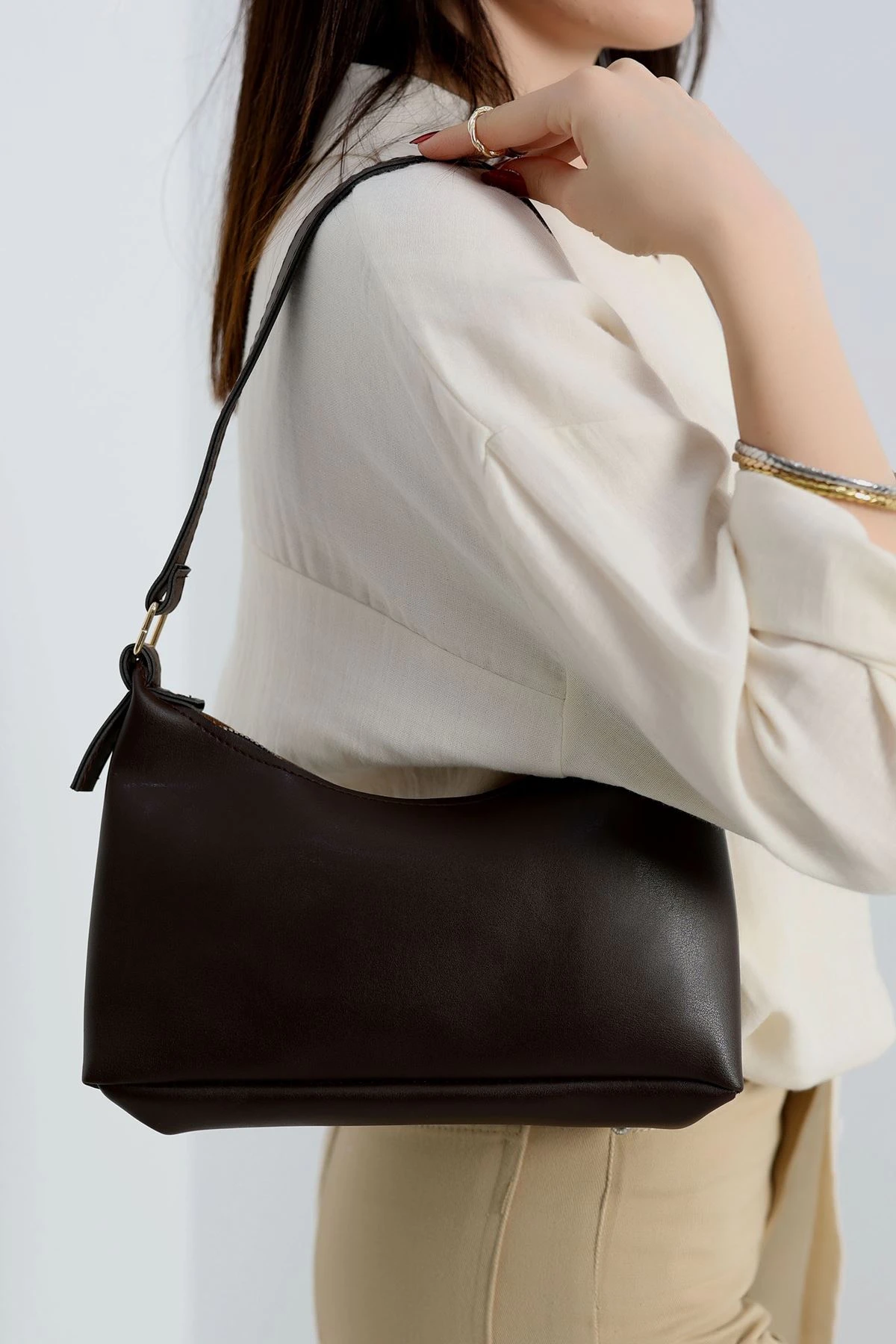 Kol Çantası Acıkahve - 31221.2063.