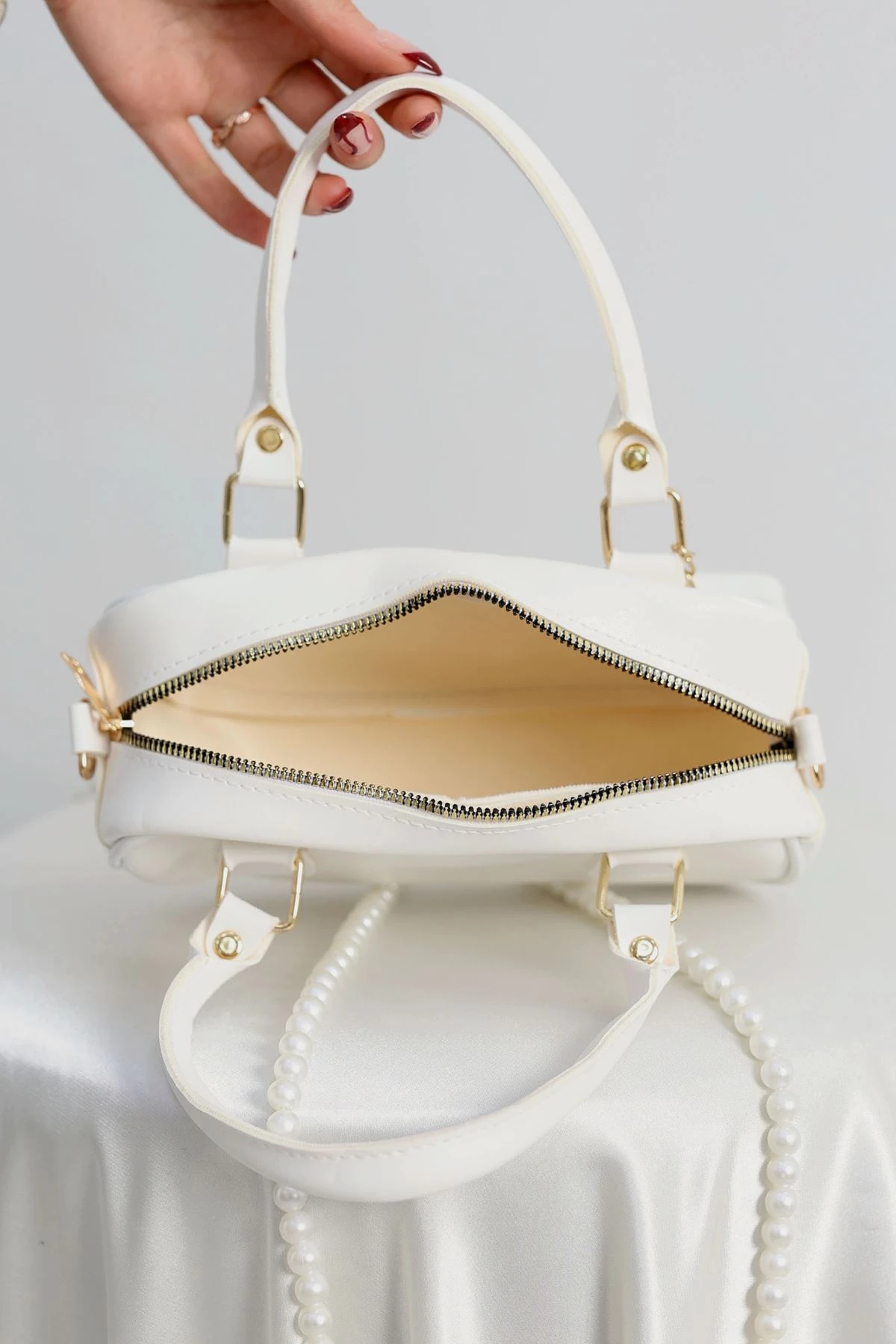 Askılı Çanta Beyaz - 31259.2063.