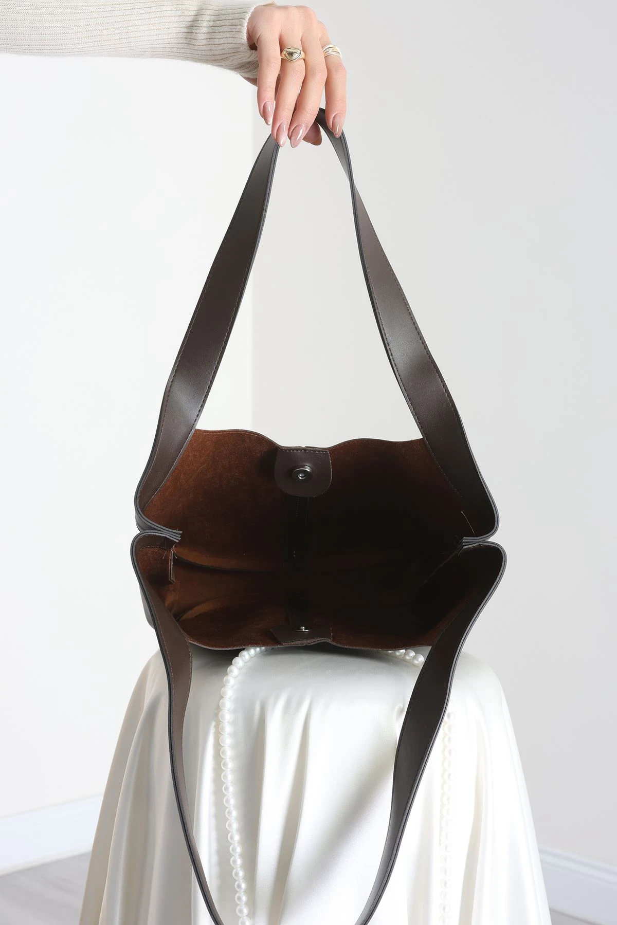 Kol Çantası Acıkahve - 31560.2063.