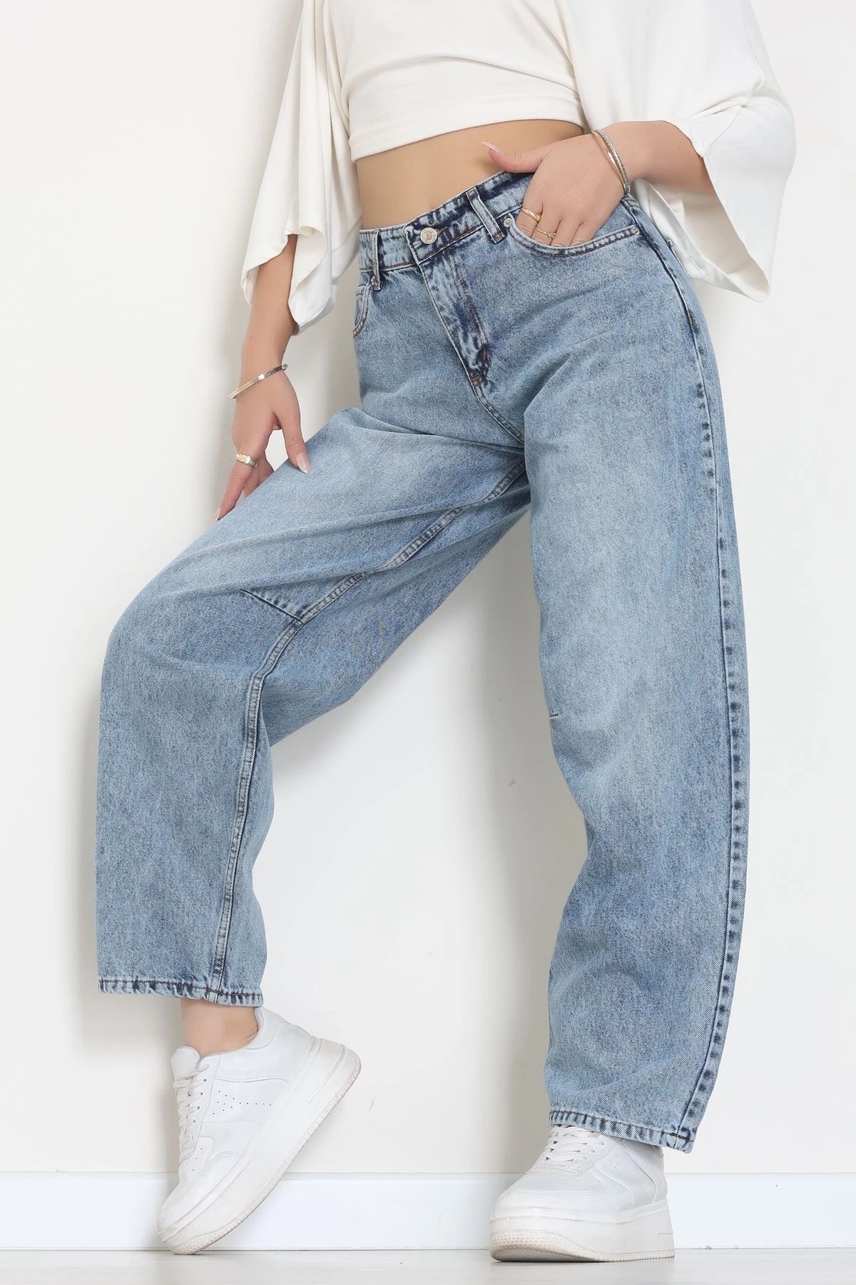 Arkası Tokalı Baggy Kot Pantolon Buzyıkama - 31712.2059.