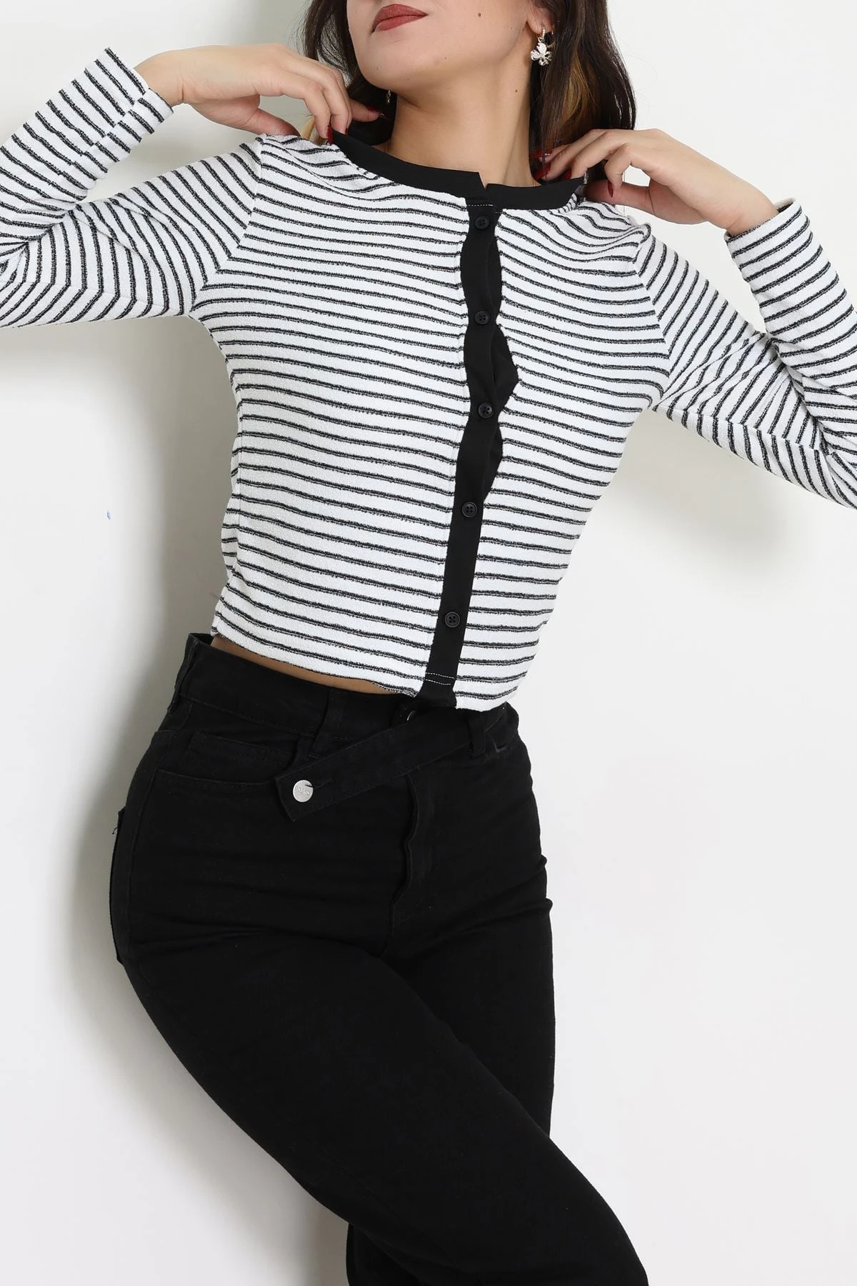 Düğmeli Hırka Beyazsiyah - 31835.2131.