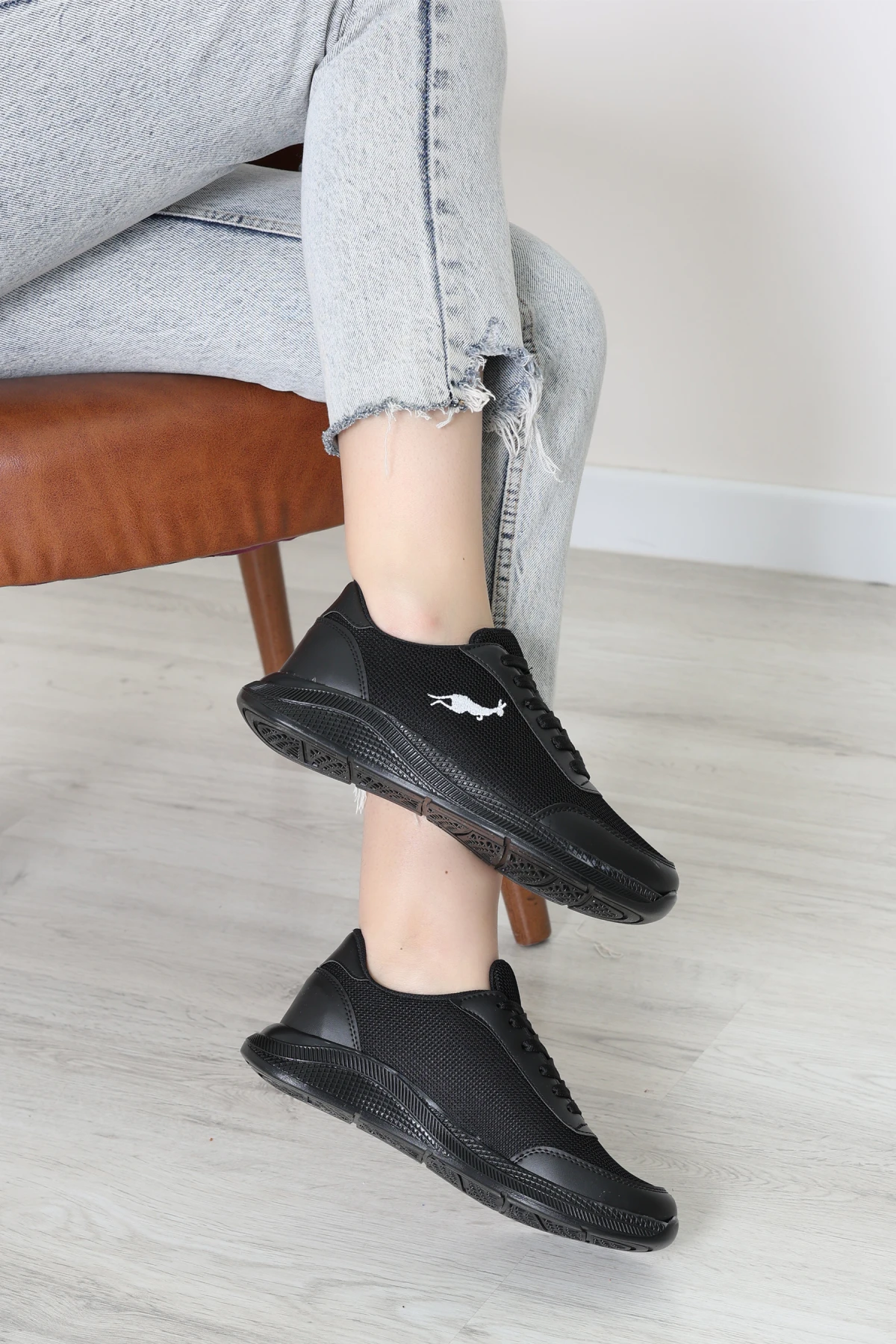 Baskılı Spor Ayakkabı Siyah - 31911.264.