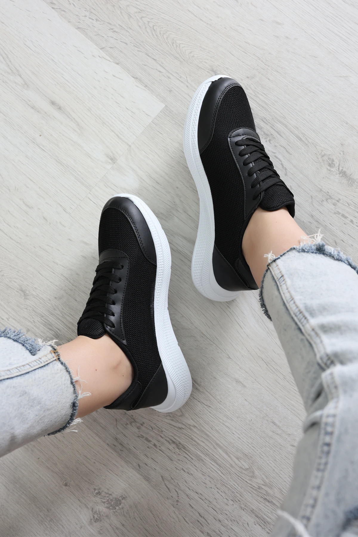 Baskılı Spor Ayakkabı Siyahbeyaz - 31911.264.