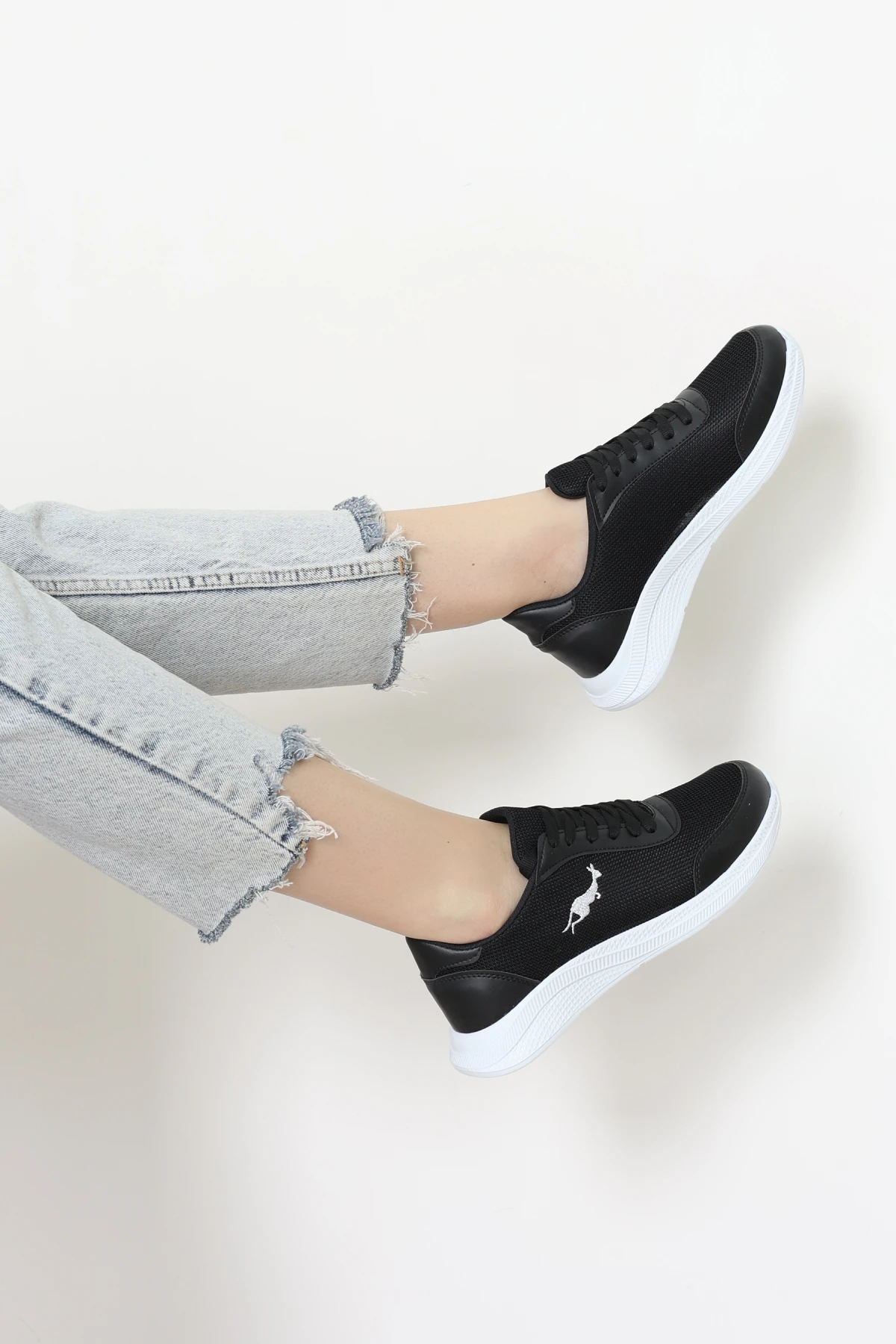 Baskılı Spor Ayakkabı Siyahbeyaz - 31911.264.