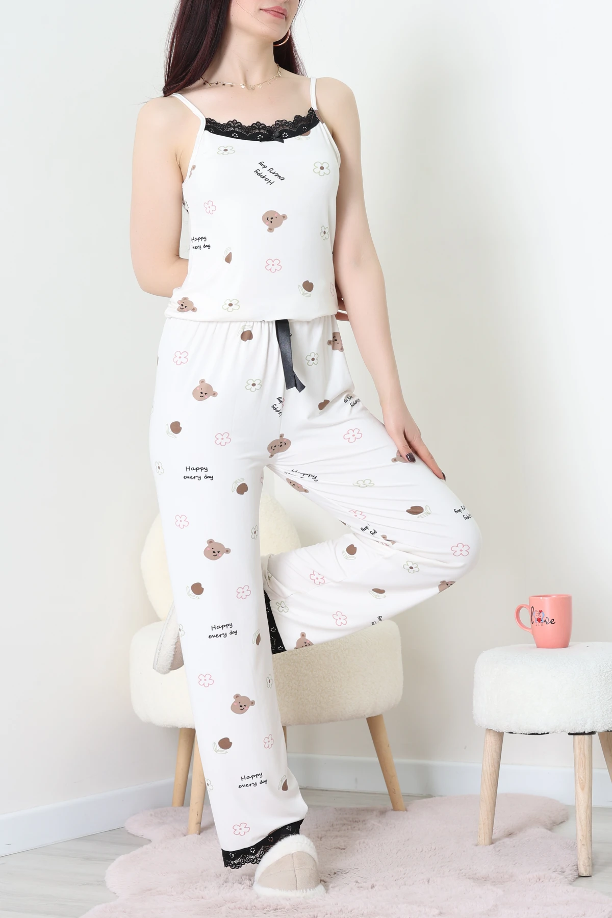 Baskılı İp Askılı Milan Pijama Takımı Kremçiçek - 320.1287.