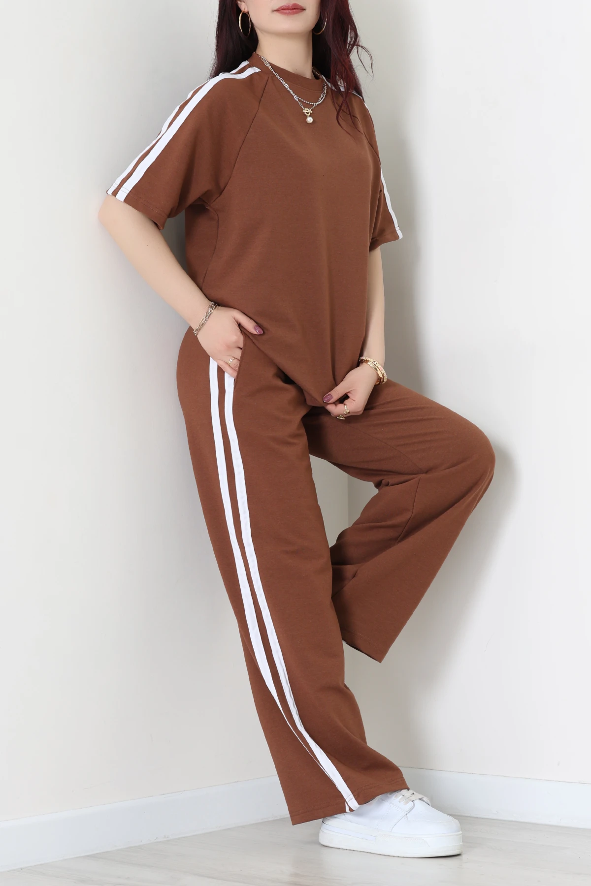 2 İplik Şeritli Eşofman Takımı Kahve - 32262.1567.