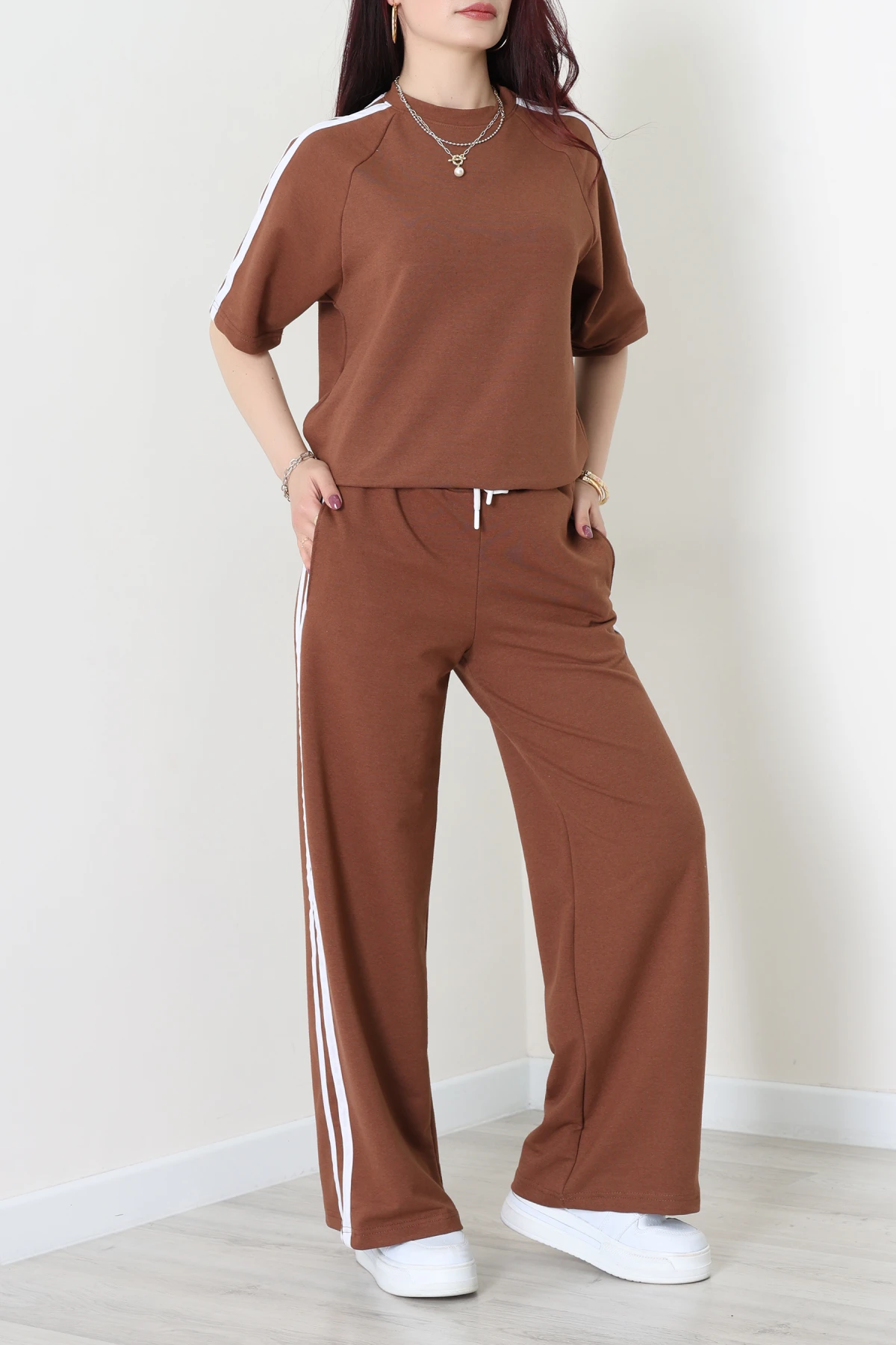 2 İplik Şeritli Eşofman Takımı Kahve - 32262.1567.