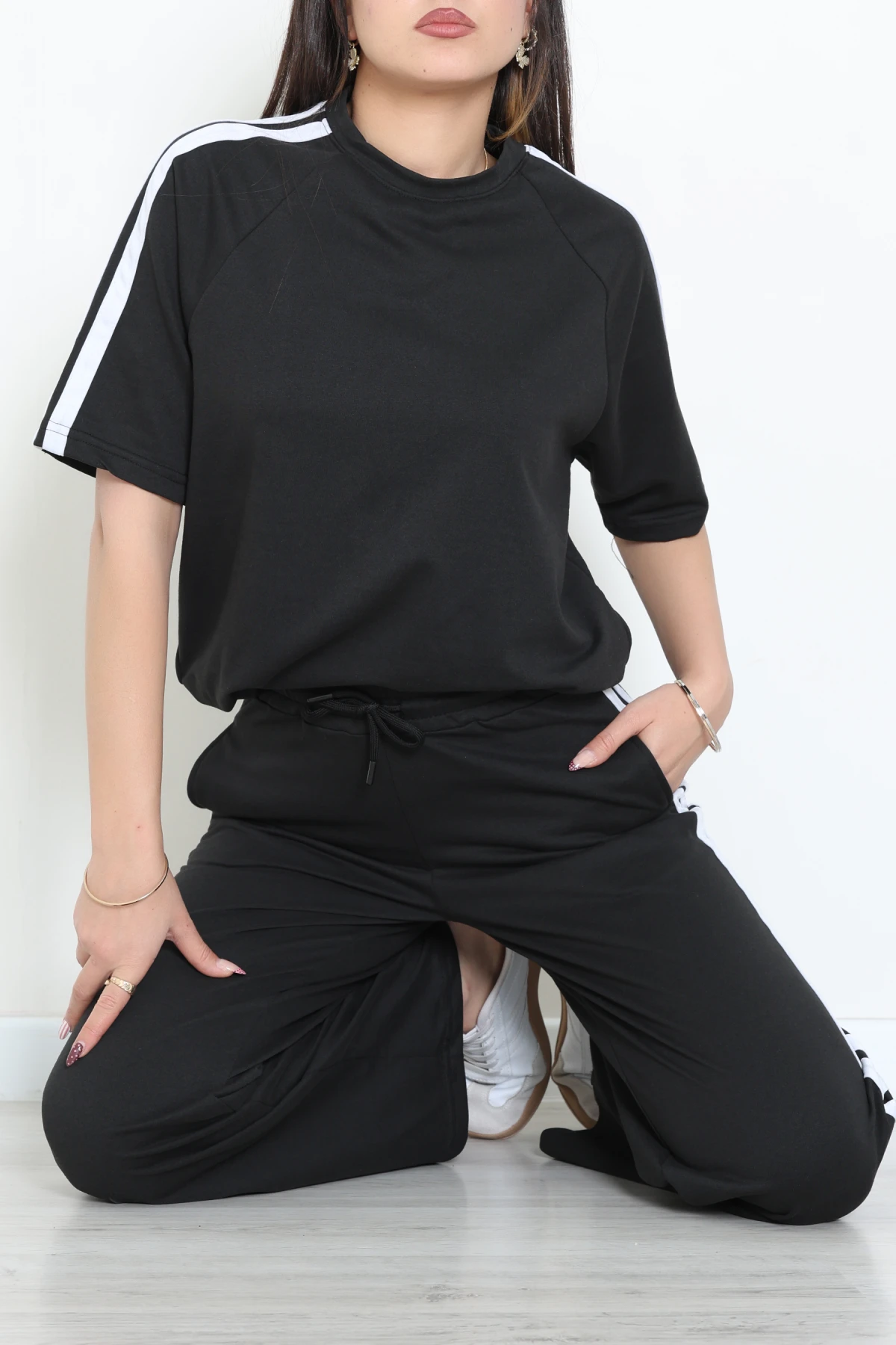 2 İplik Şeritli Eşofman Takımı Siyah - 32262.1567.