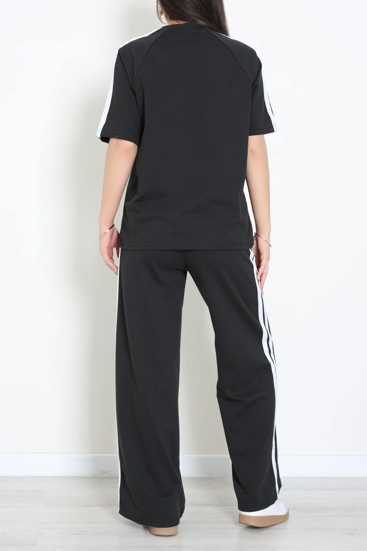 2 İplik Şeritli Eşofman Takımı Siyah - 32262.1567.