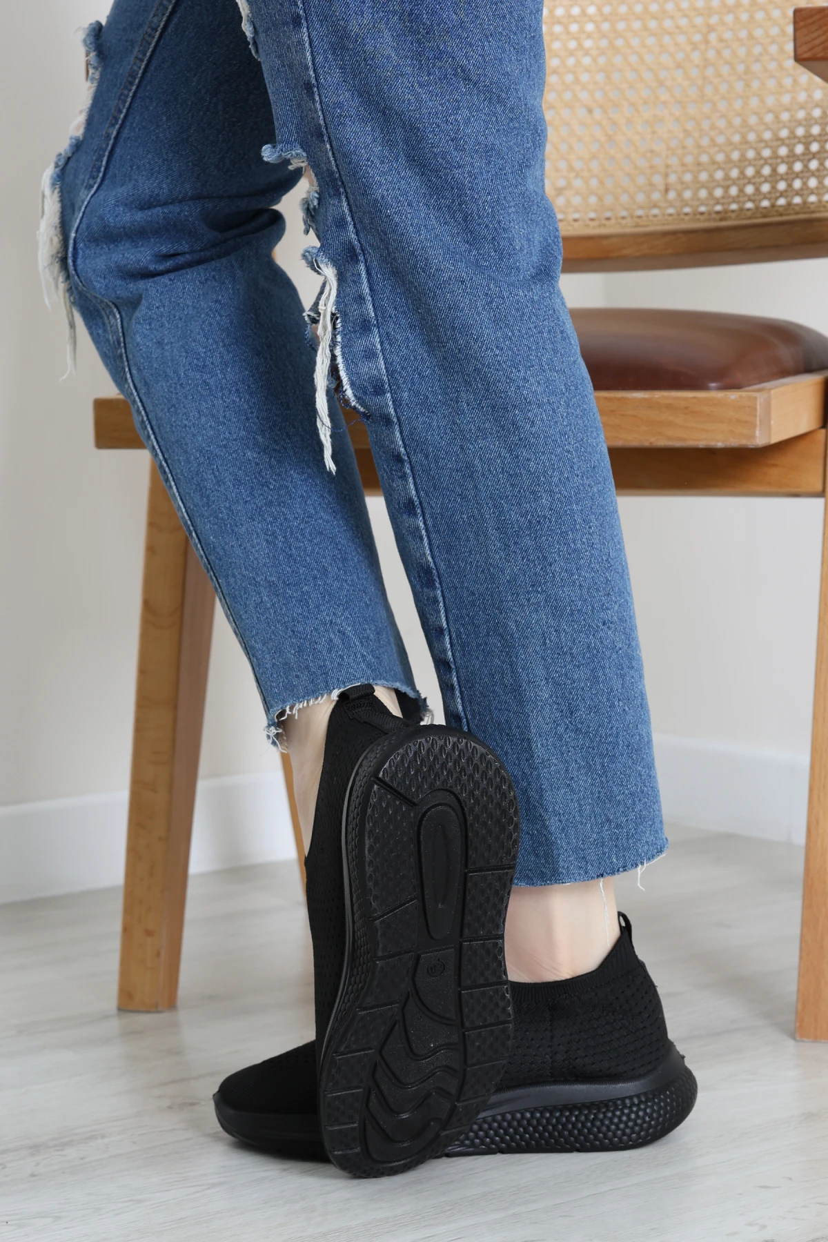 Günlük Spor Ayakkabı Siyah - 32390.2082.