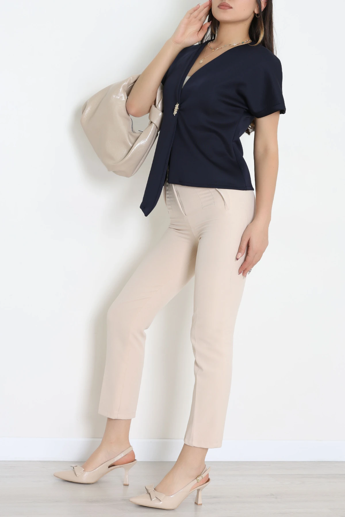 Asimetrik Scuba Kumaş Gold Düğmeli Ceket Lacivert - 32455.2023.