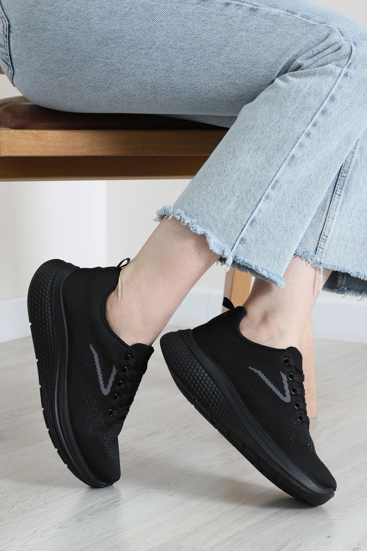 Günlük Spor Ayakkabı Siyahgri - 32486.2082.