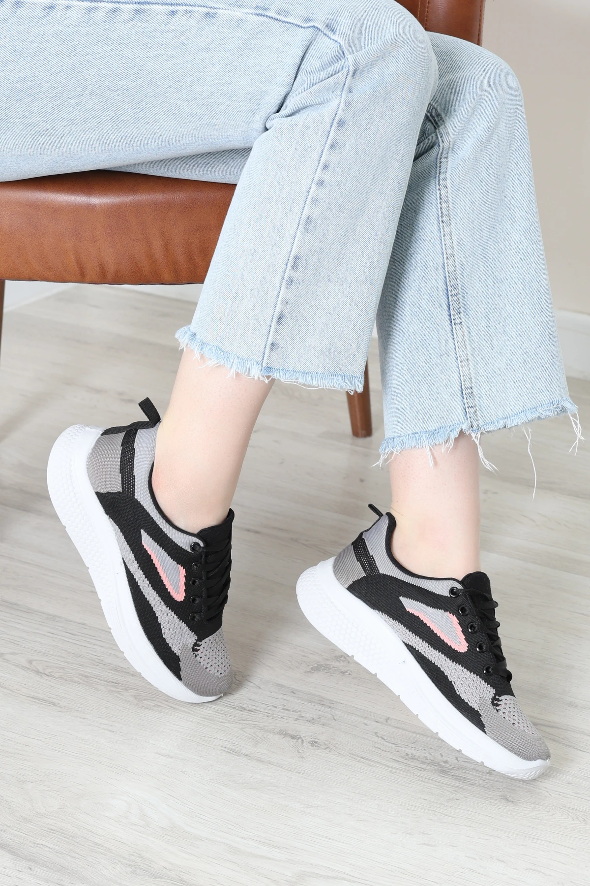 Günlük Spor Ayakkabı Siyah - 32486.2082.