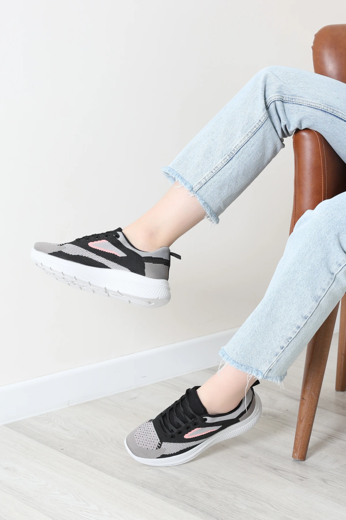 Günlük Spor Ayakkabı Siyah - 32486.2082.