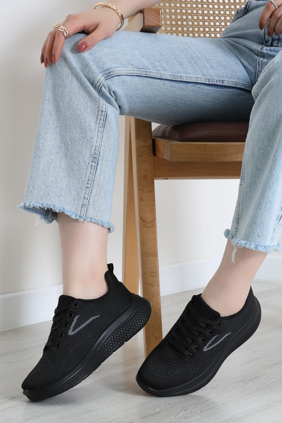 Günlük Spor Ayakkabı Siyahgri - 32486.2082.