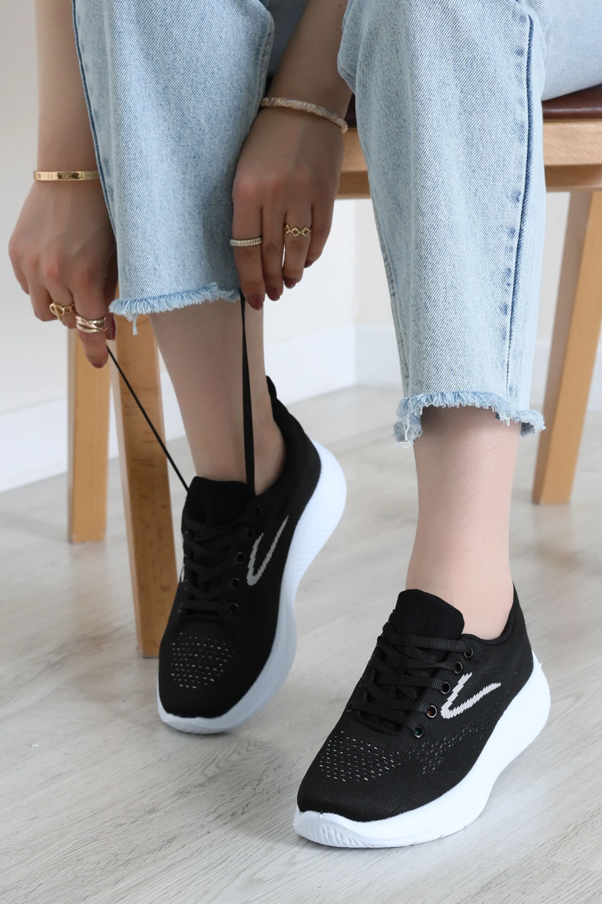Günlük Spor Ayakkabı Siyahbeyaz - 32486.2082.