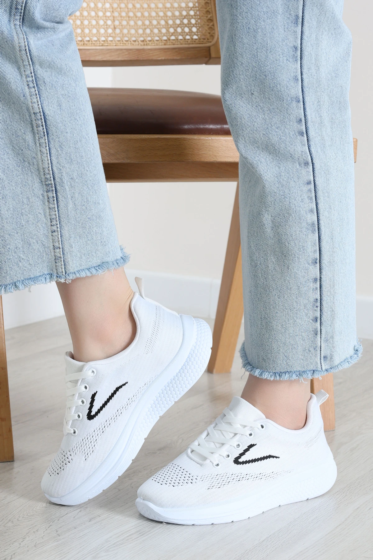 Günlük Spor Ayakkabı Beyazsiyah - 32486.2082.