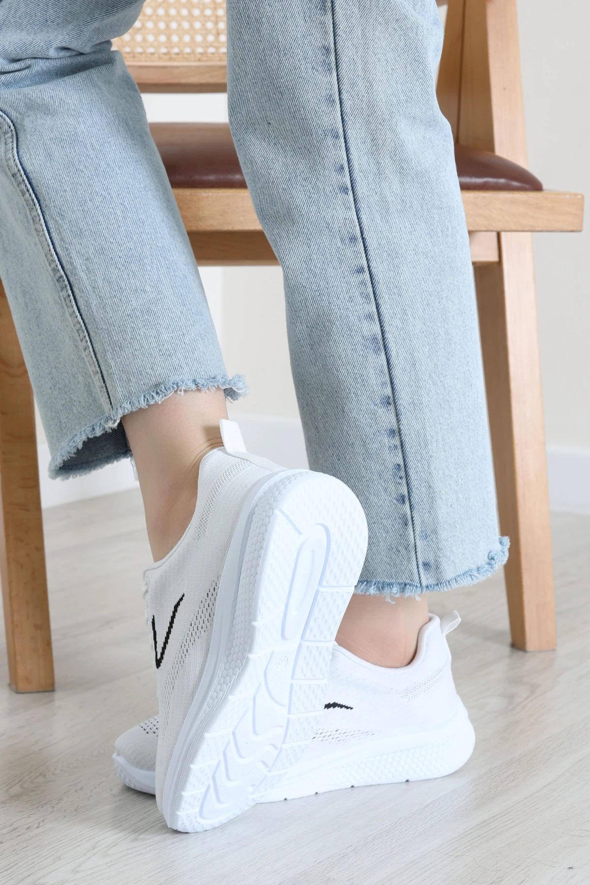 Günlük Spor Ayakkabı Beyazsiyah - 32486.2082.