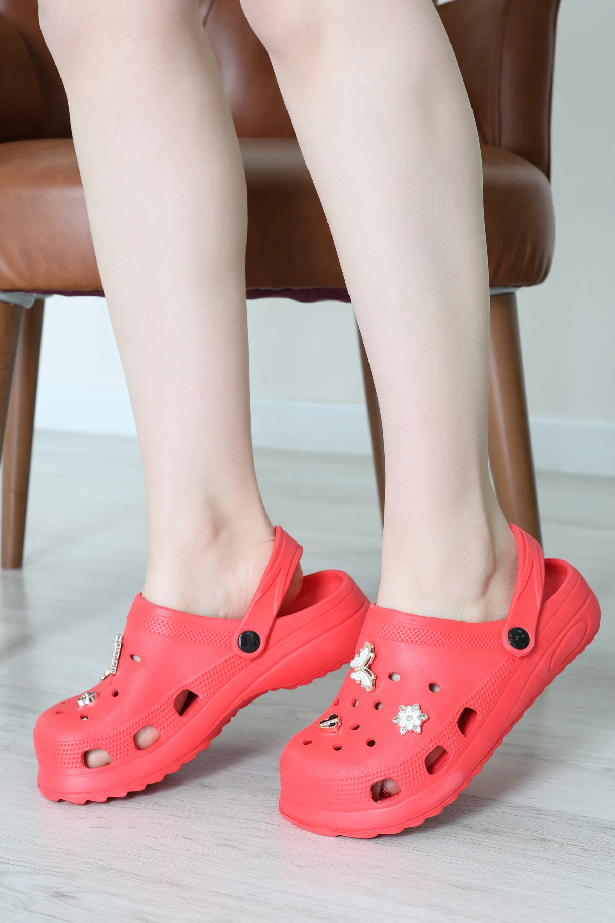 Aksesuar Terlik Kırmızı - 35557.264.