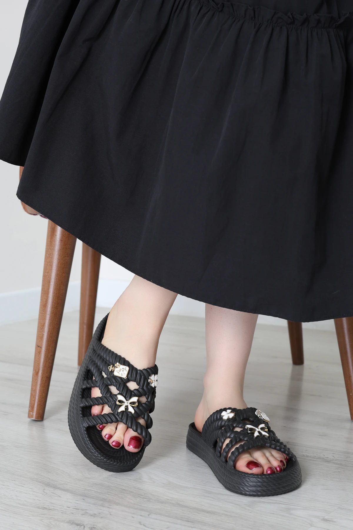 Aksesuar Terlik Siyah - 35558.264.