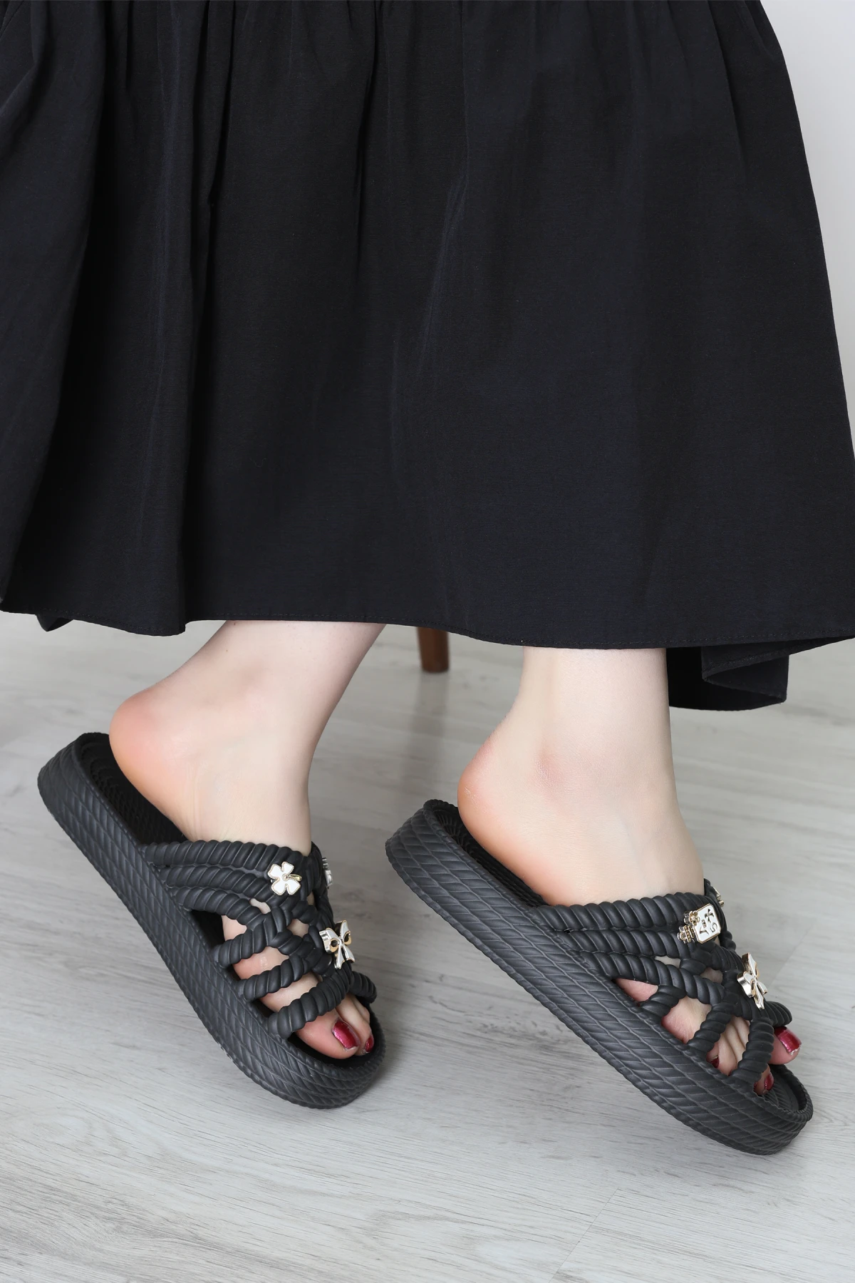 Aksesuar Terlik Siyah - 35558.264.