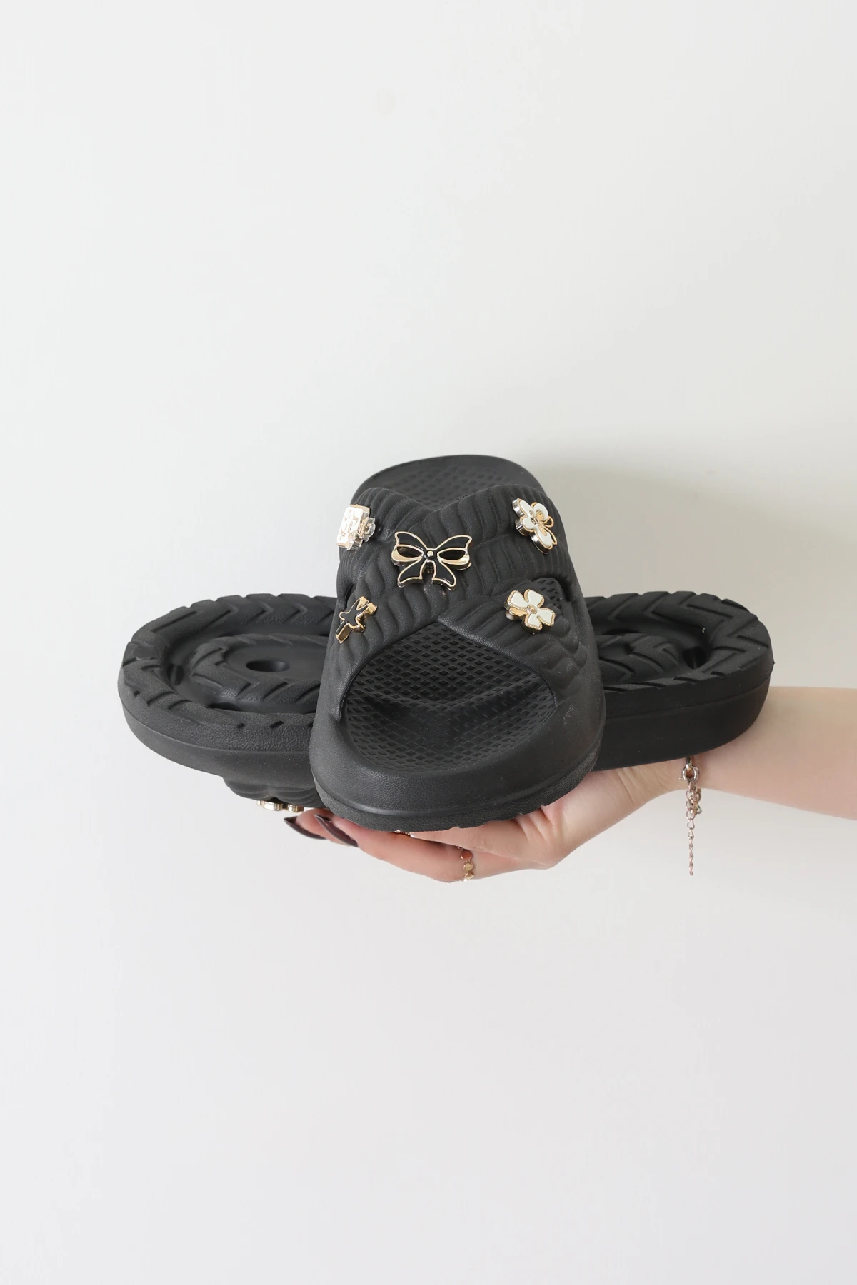 Aksesuar Terlik Siyah - 35559.264.