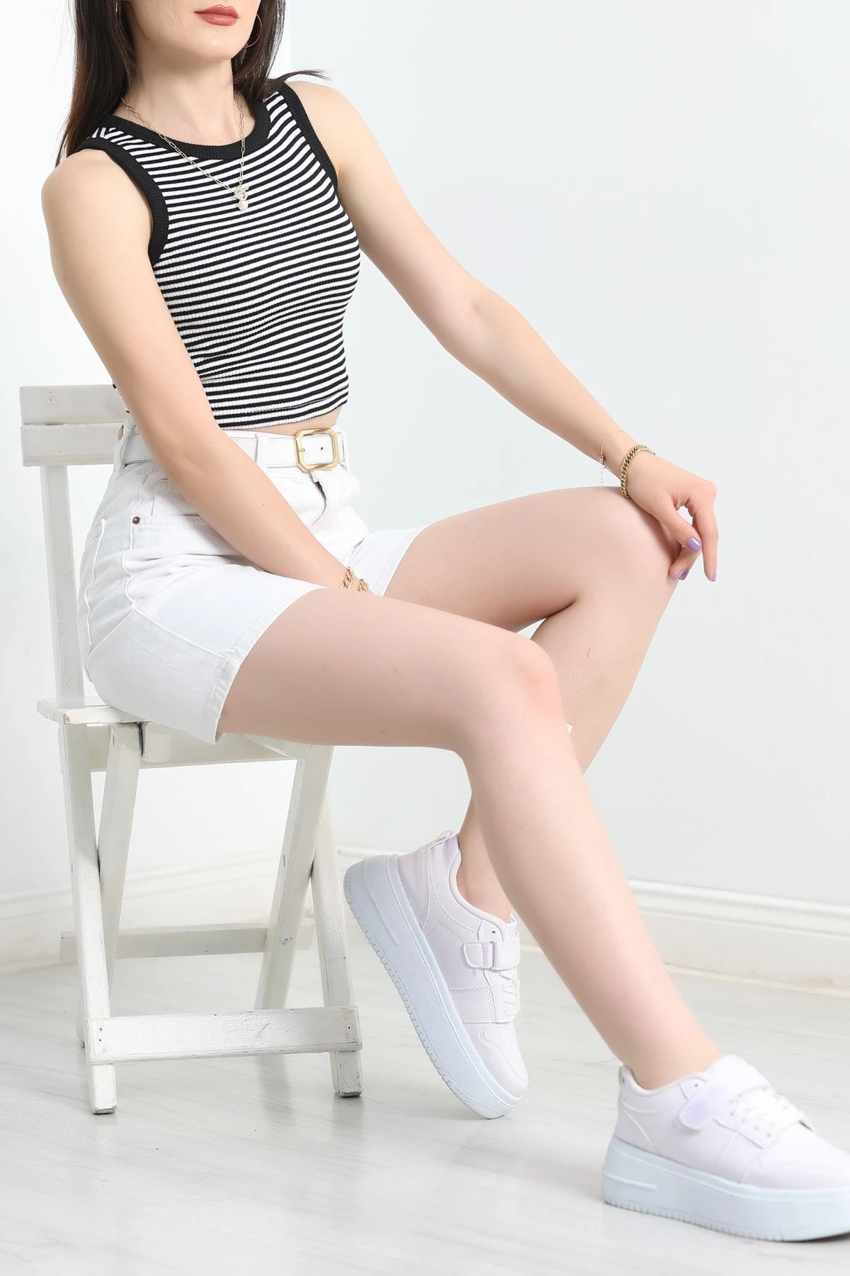 Bisiklet Yaka Çizgili Atlet Siyahbeyaz - 42077.1567.