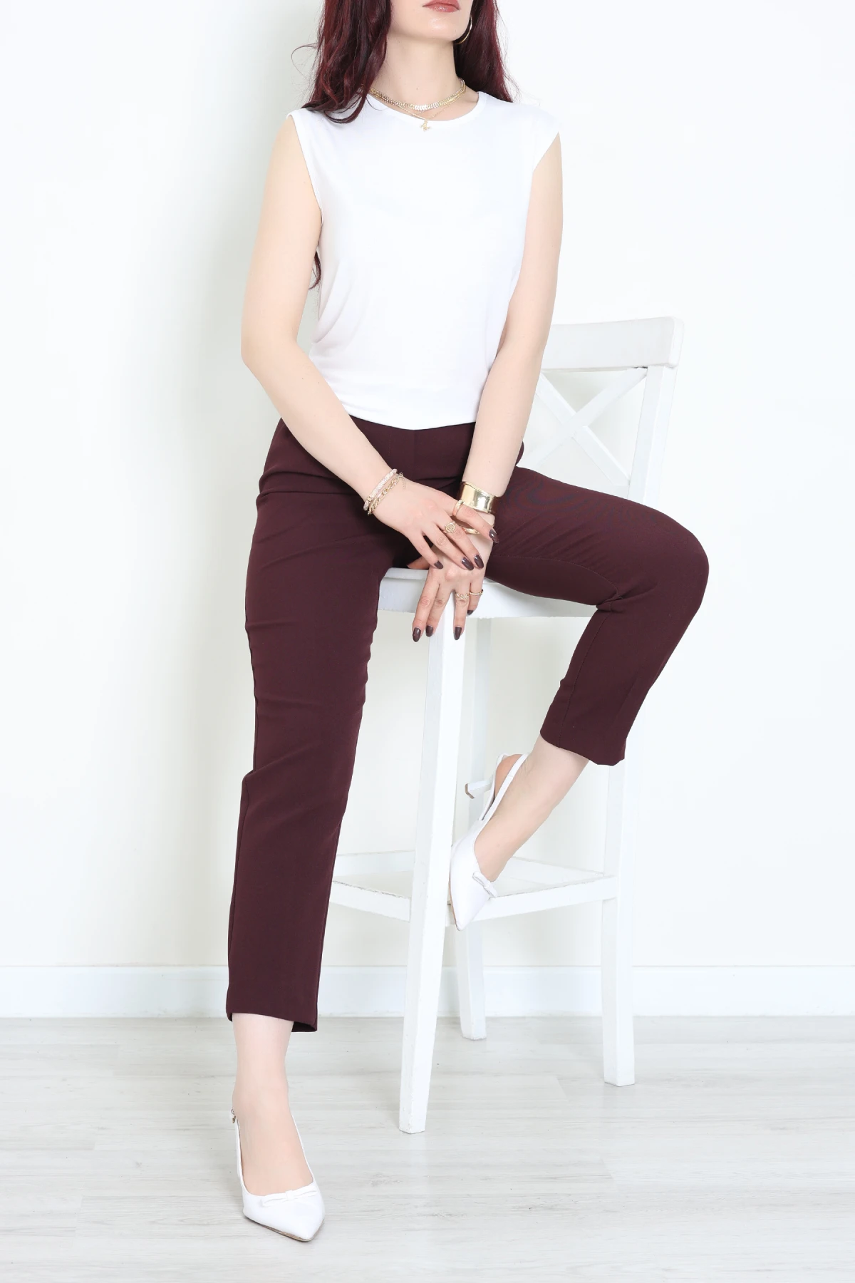 Bisiklet Yaka Sıfır Kollu Viskon Bluz Beyaz - 71487.599.