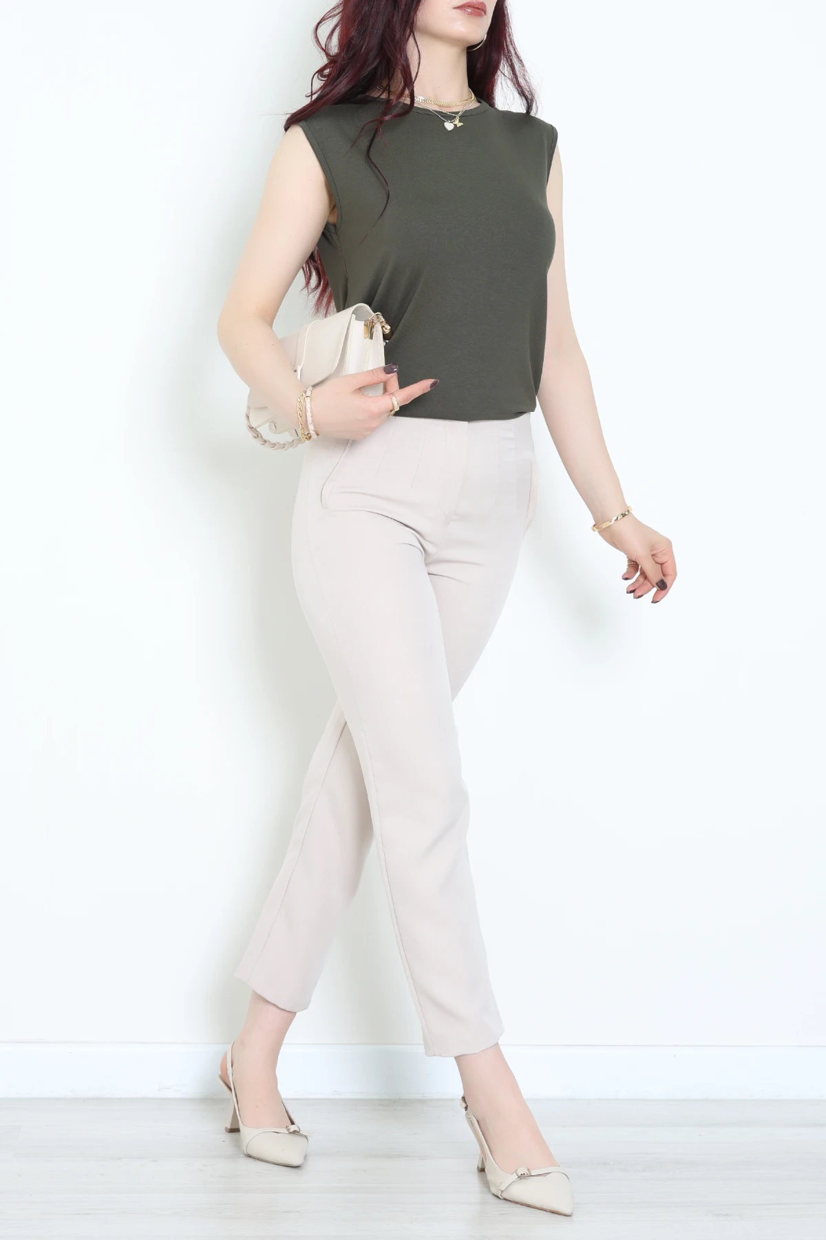 Bisiklet Yaka Sıfır Kollu Viskon Bluz Haki - 71487.599.