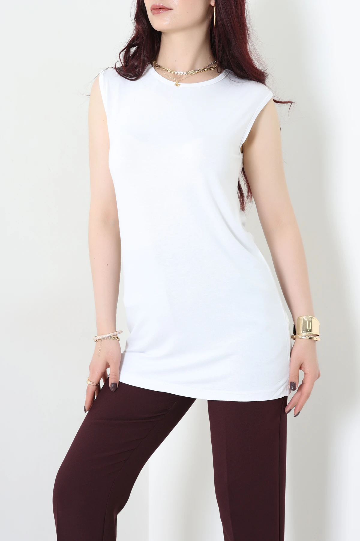 Bisiklet Yaka Sıfır Kollu Viskon Bluz Beyaz - 71487.599.