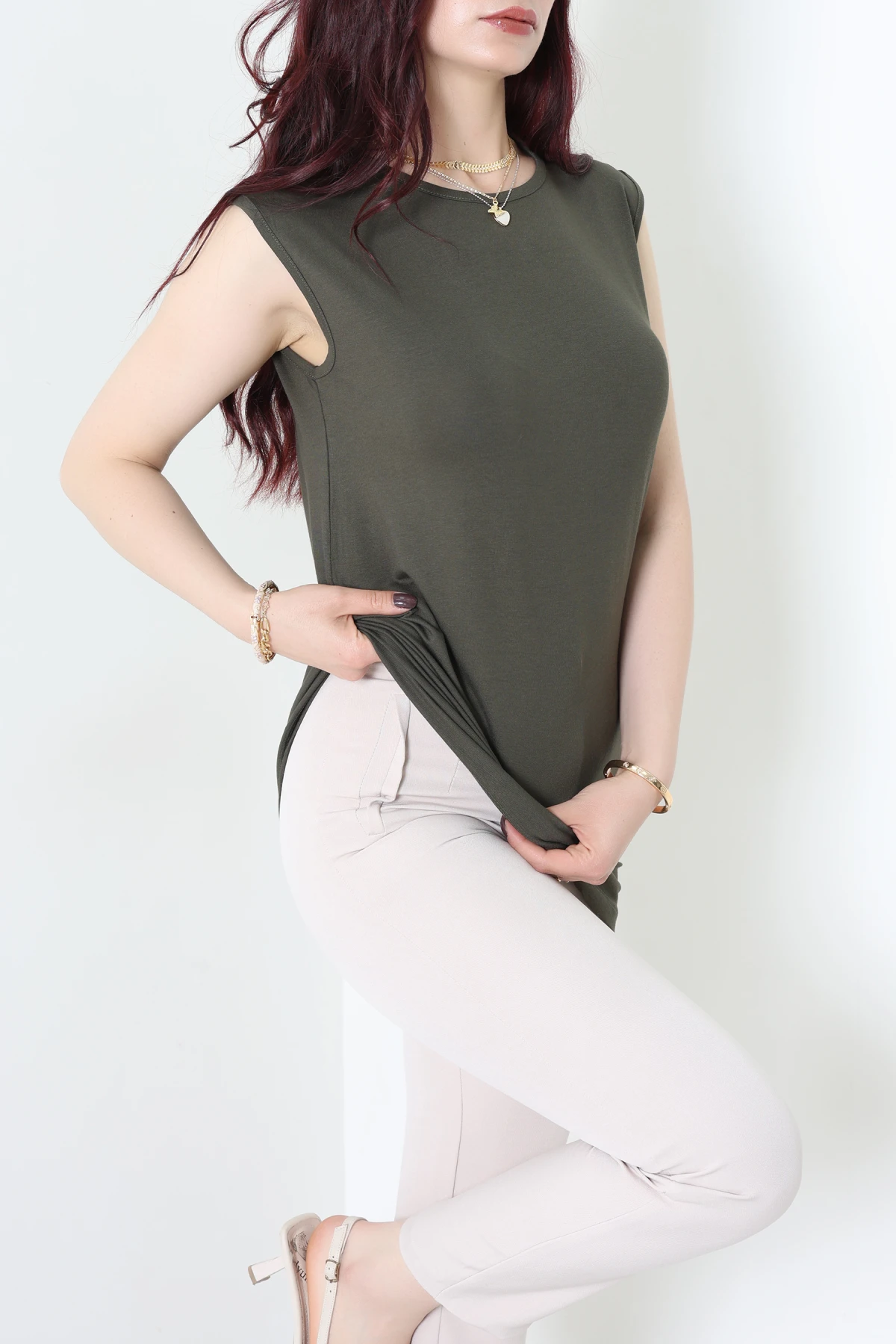 Bisiklet Yaka Sıfır Kollu Viskon Bluz Haki - 71487.599.