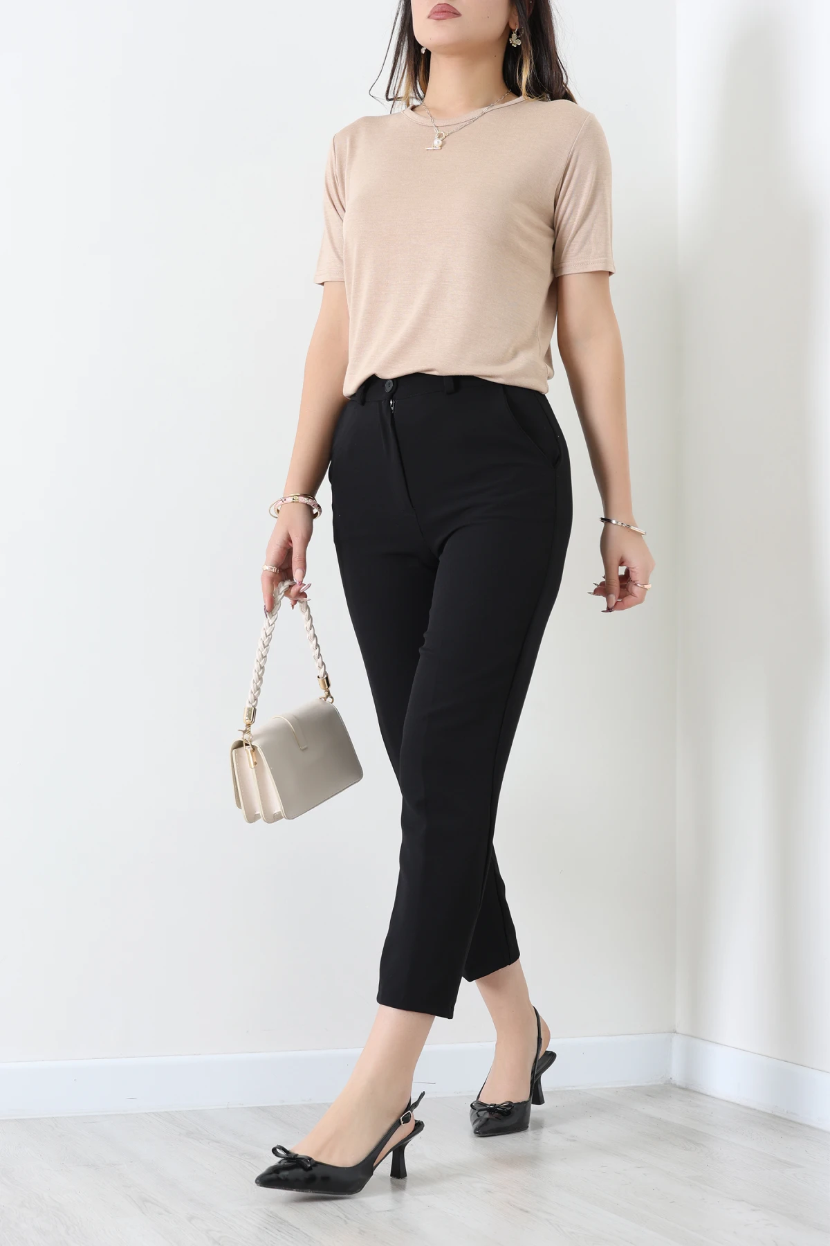 Bisiklet Yaka Kısa Kollu Viskon Bluz Bej - 71488.599.