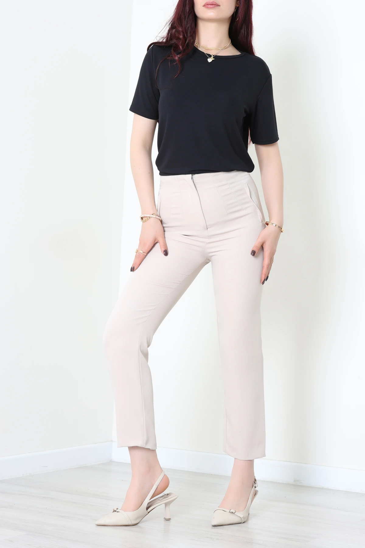 Bisiklet Yaka Kısa Kollu Viskon Bluz Siyah - 71488.599.