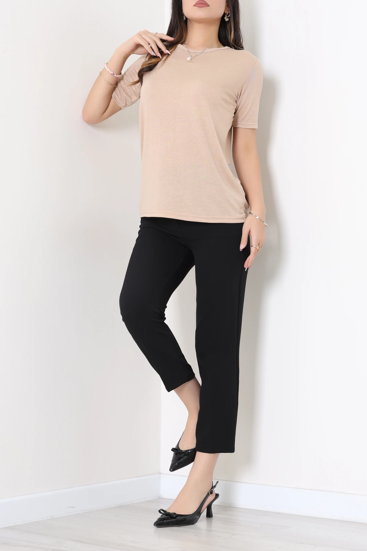 Bisiklet Yaka Kısa Kollu Viskon Bluz Bej - 71488.599.